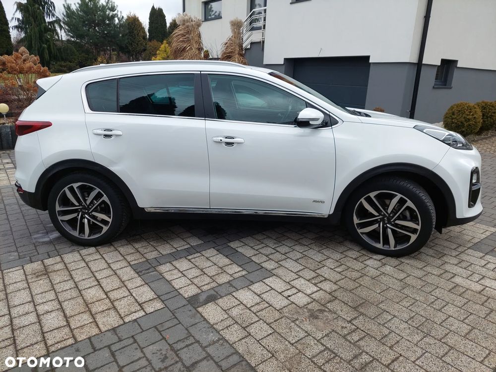 Kia Sportage 1.6 T-GDI AWD Platinum - 4