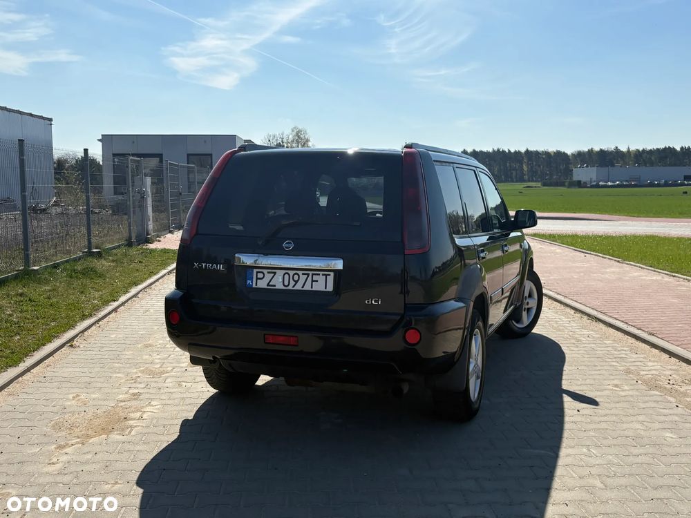 Nissan X-Trail 2.2 dCi 4x4 Comfort - 9