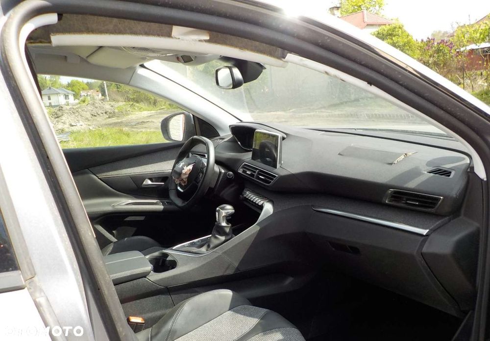 Peugeot 3008 - 17
