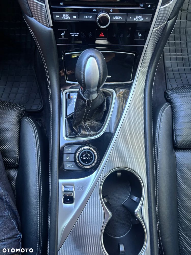 Infiniti Q50 2.0t Sport Tech EU6 - 28