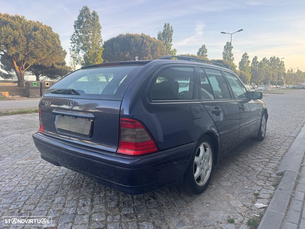 Mercedes-Benz C 220 D Sport - 4