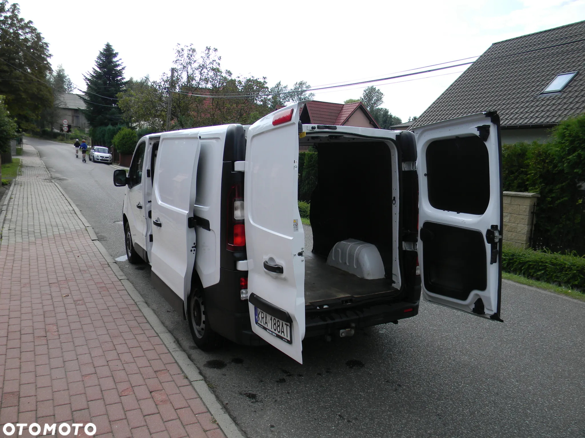 Opel Vivaro - 9