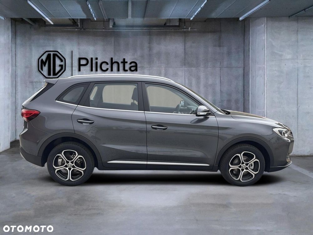 MG ZS Hybrid+ - 8