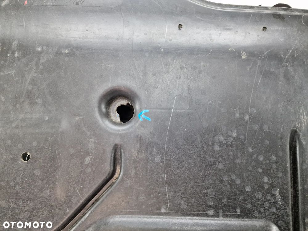 SKODA KAMIQ , SEAT ARONA 18- , SKODA SCALA , VW T-CROSS , AUDI A1 II OSŁONA / PŁYTA POD SILNIK , NR 2Q0825236E / 2Q0825236F , NR AUKCJI OSŁ561 - 2