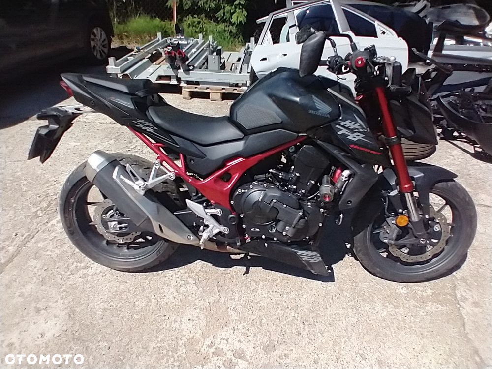 Honda Hornet - 2
