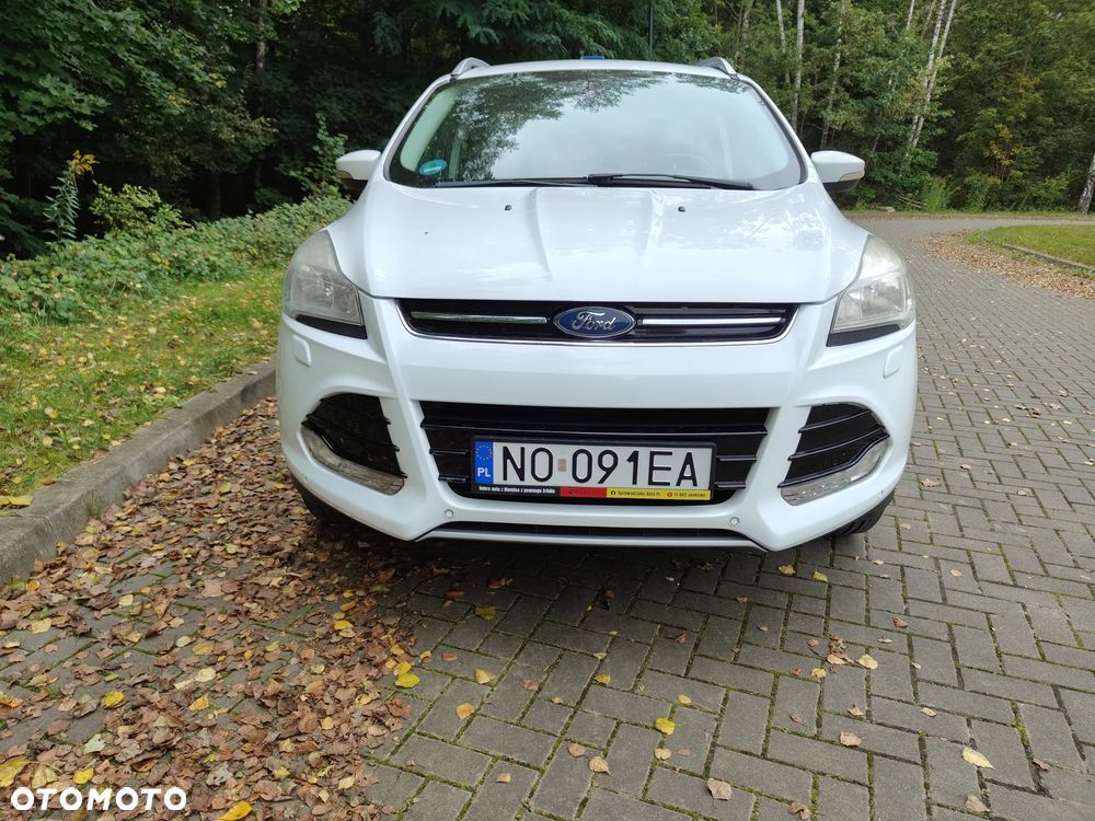 Ford Kuga 1.6 EcoBoost 2x4 Titanium - 17