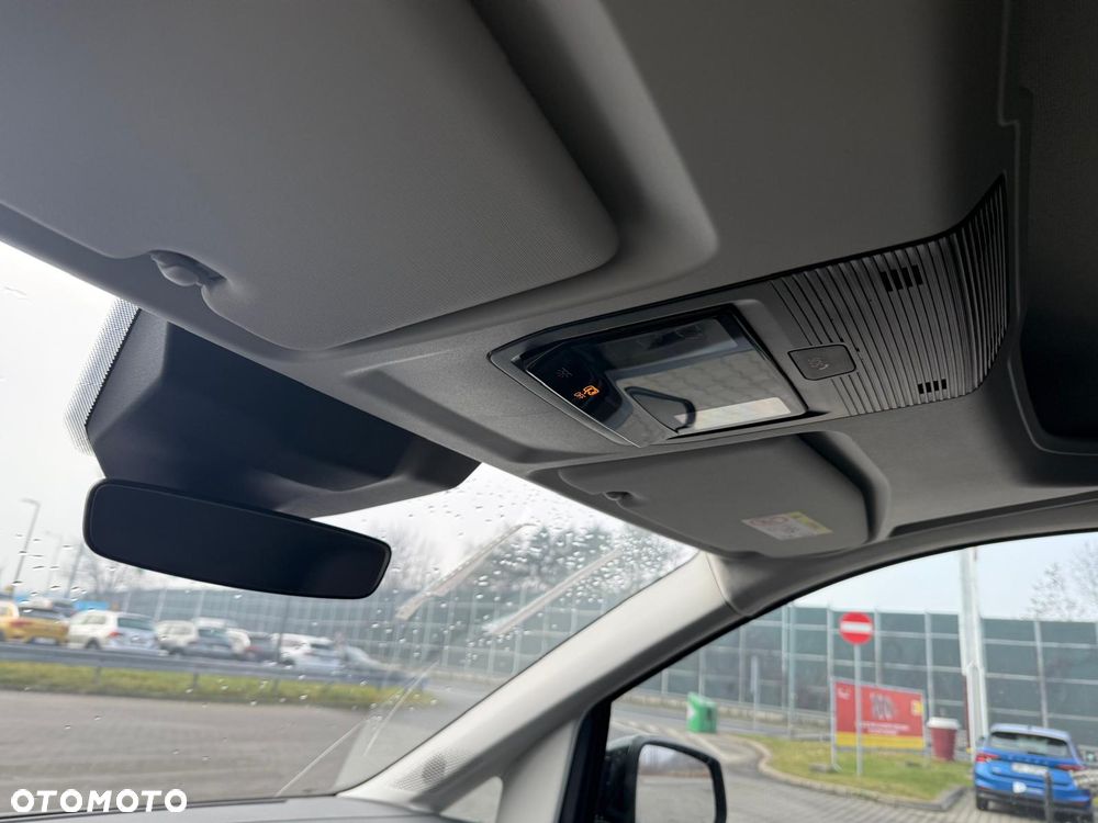 Volkswagen Caddy - 27