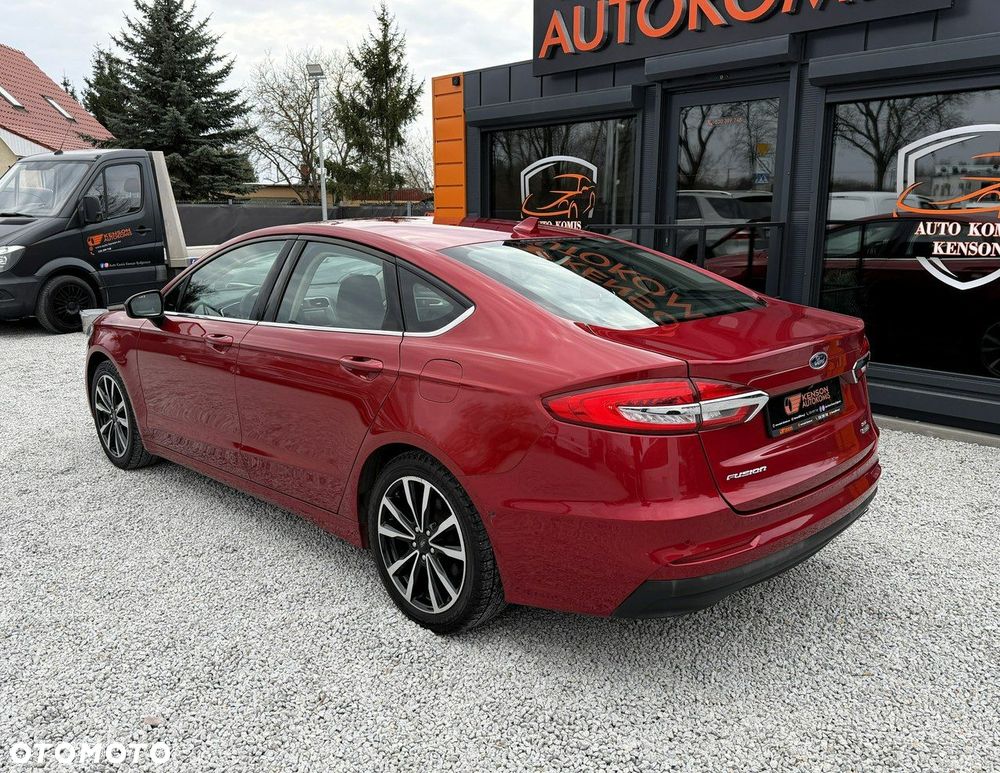 Ford Fusion - 5