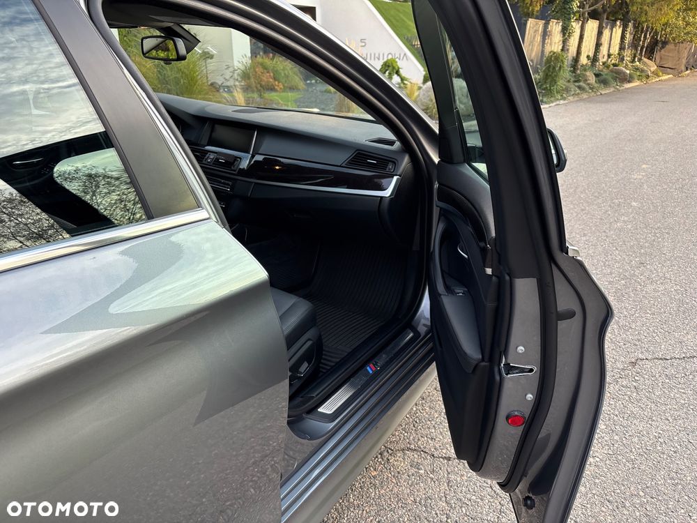 BMW Seria 5 - 31