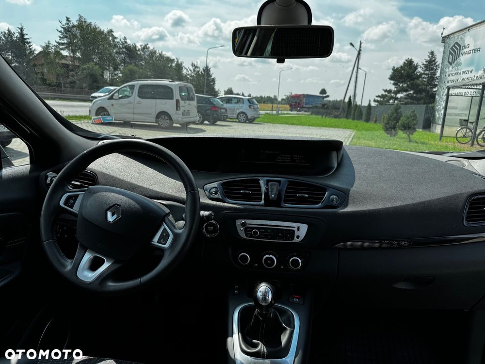 Renault Scenic - 10