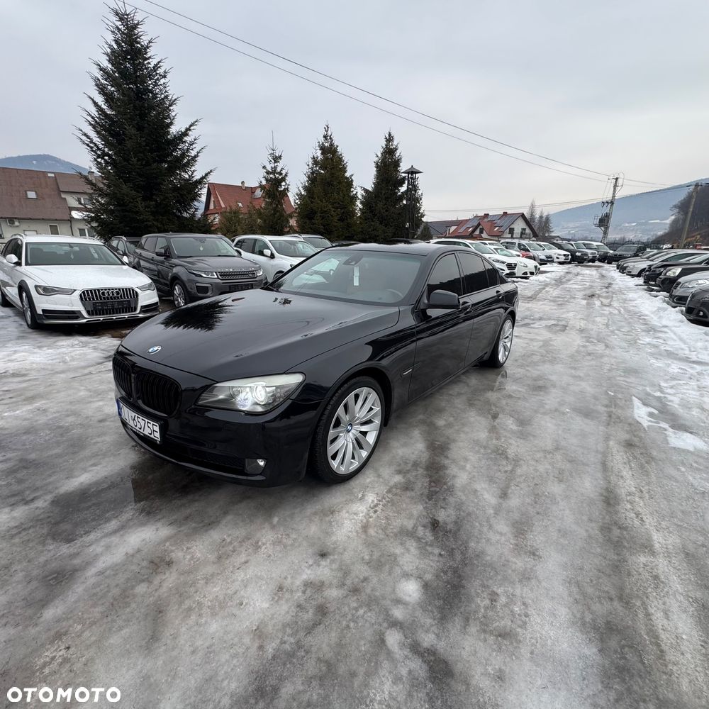 BMW Seria 7 - 36