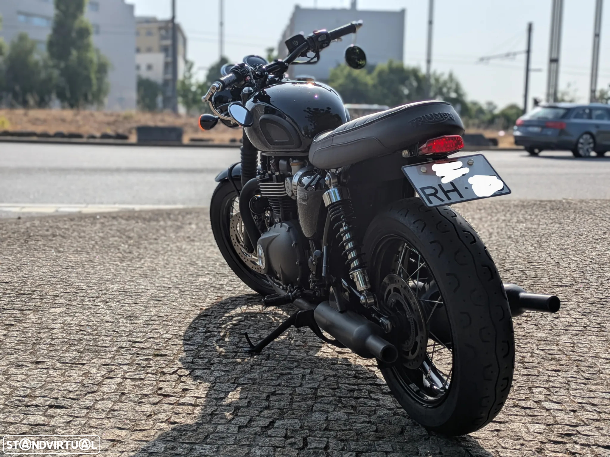 Triumph Bonneville T120 Black - 6