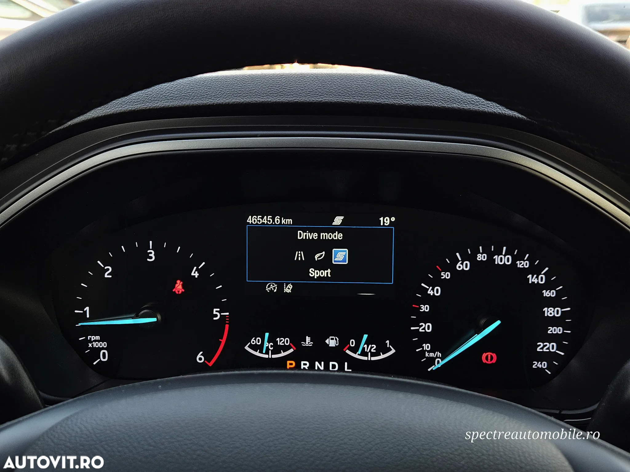 Ford Focus 1.5 EcoBlue Start-Stopp-System Aut. TITANIUM - 17
