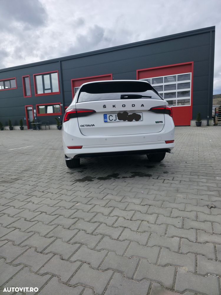 Skoda Octavia 2.0 TDI DSG Style - 9