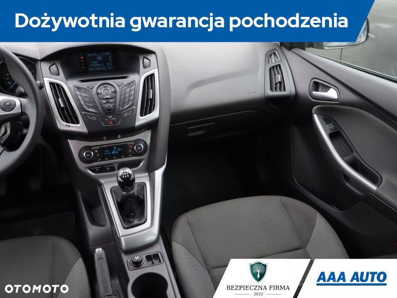 Ford Focus - 10
