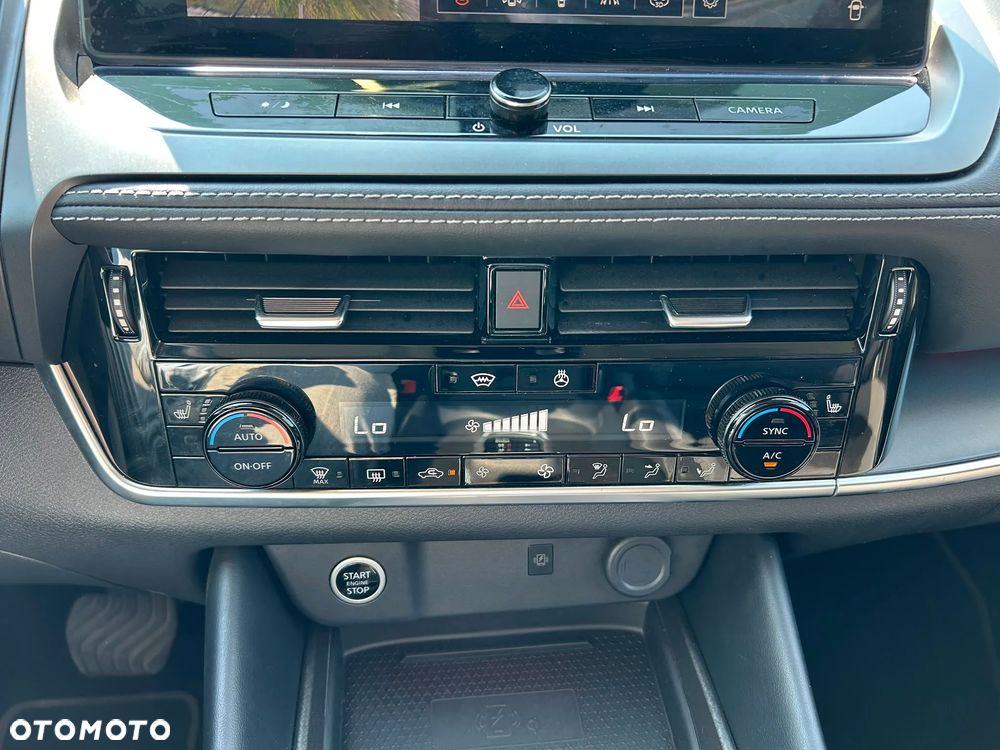 Nissan Qashqai 1.3 DIG-T MHEV N-Connecta Xtronic - 14