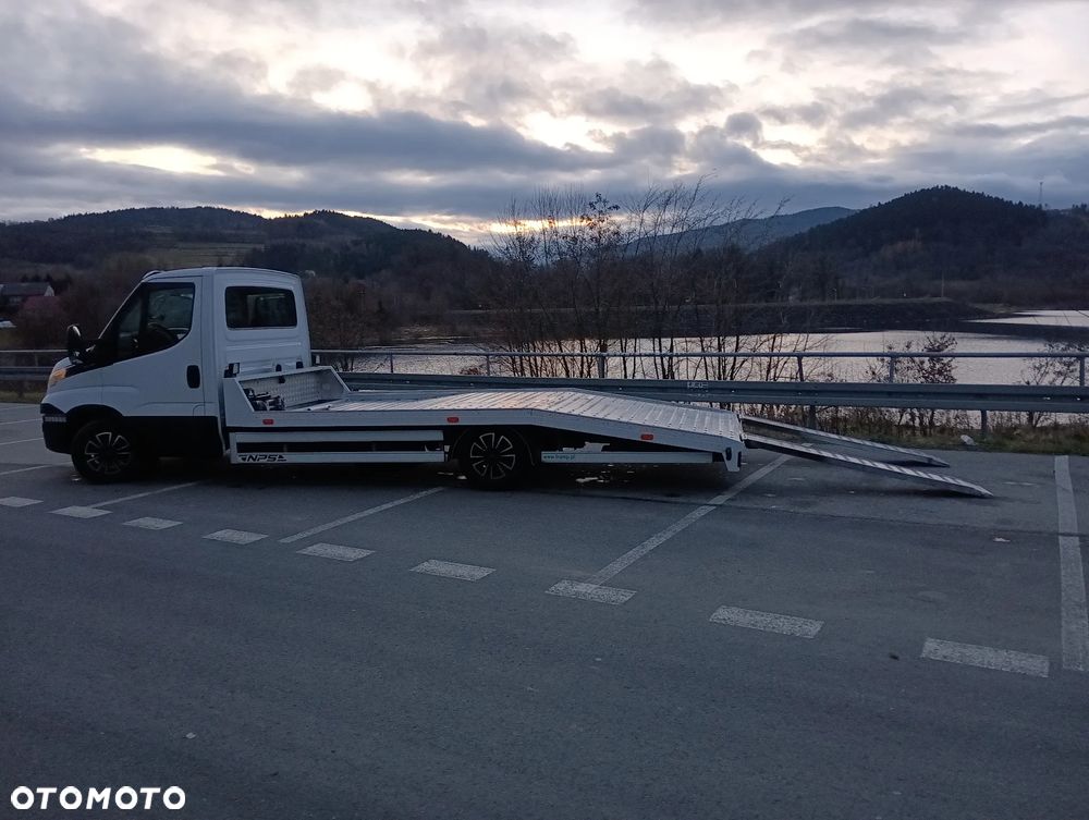 Iveco DAILY NPS - 19