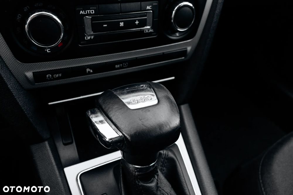 Skoda Octavia 1.4 TSI Elegance DSG - 17