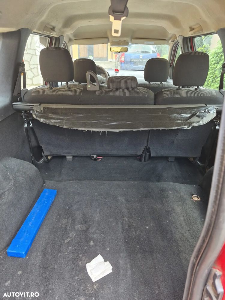 Dacia Logan 1.6 16V Prestige - 4