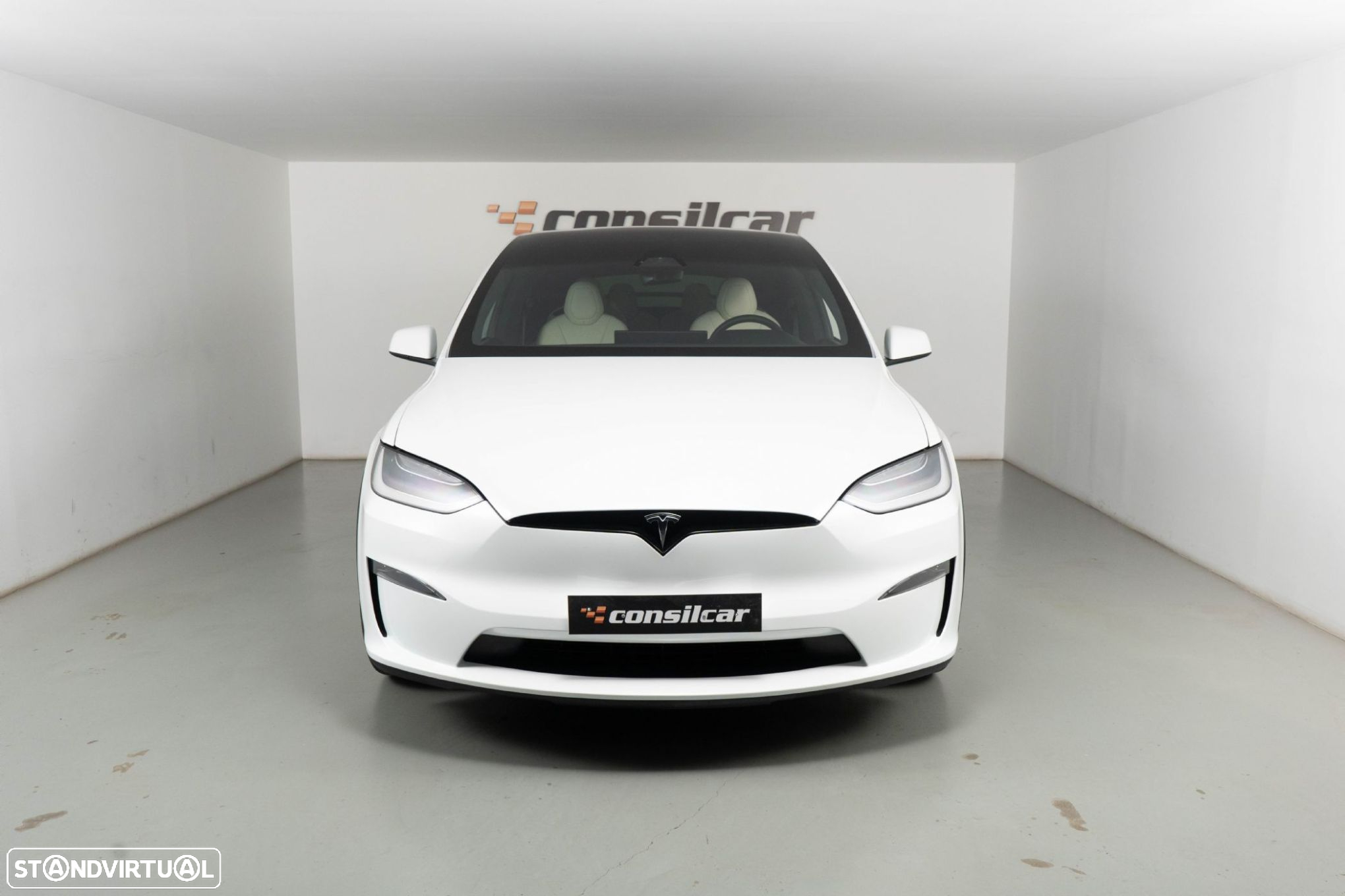 Tesla Model X Plaid AWD - 2