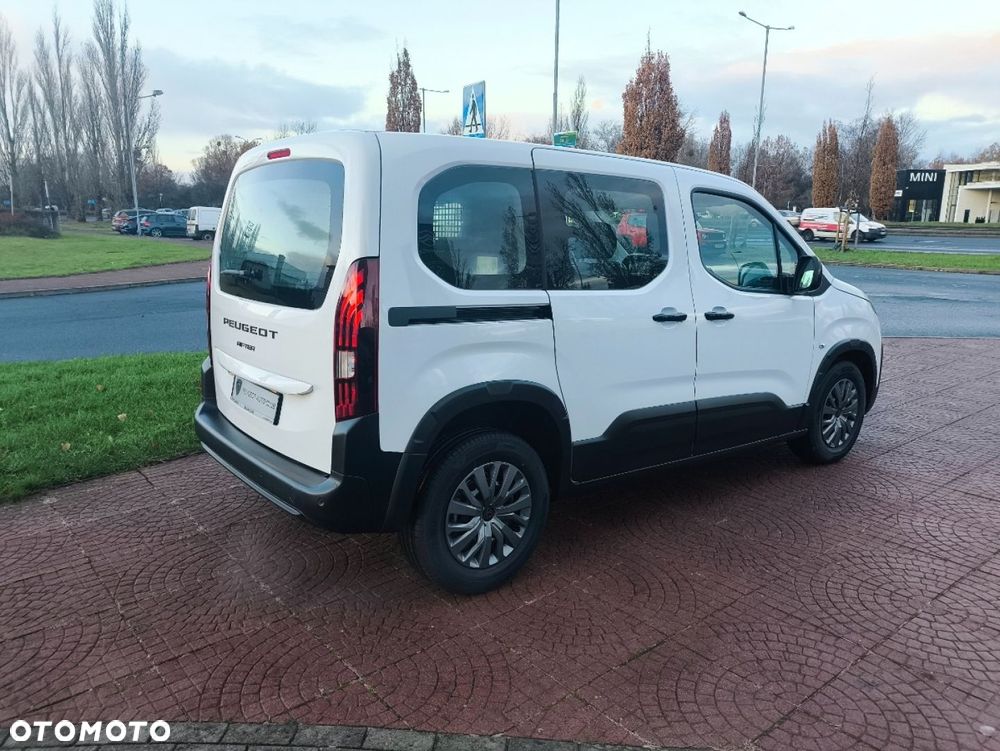 Peugeot Rifter - 6