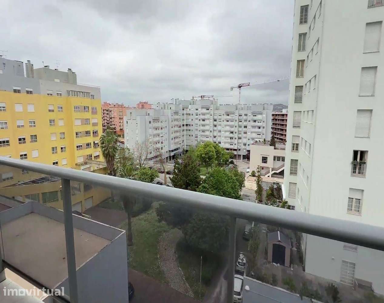 T1 com varanda, ar condicionado e elevador em Lisboa - Grande imagem: 5/19