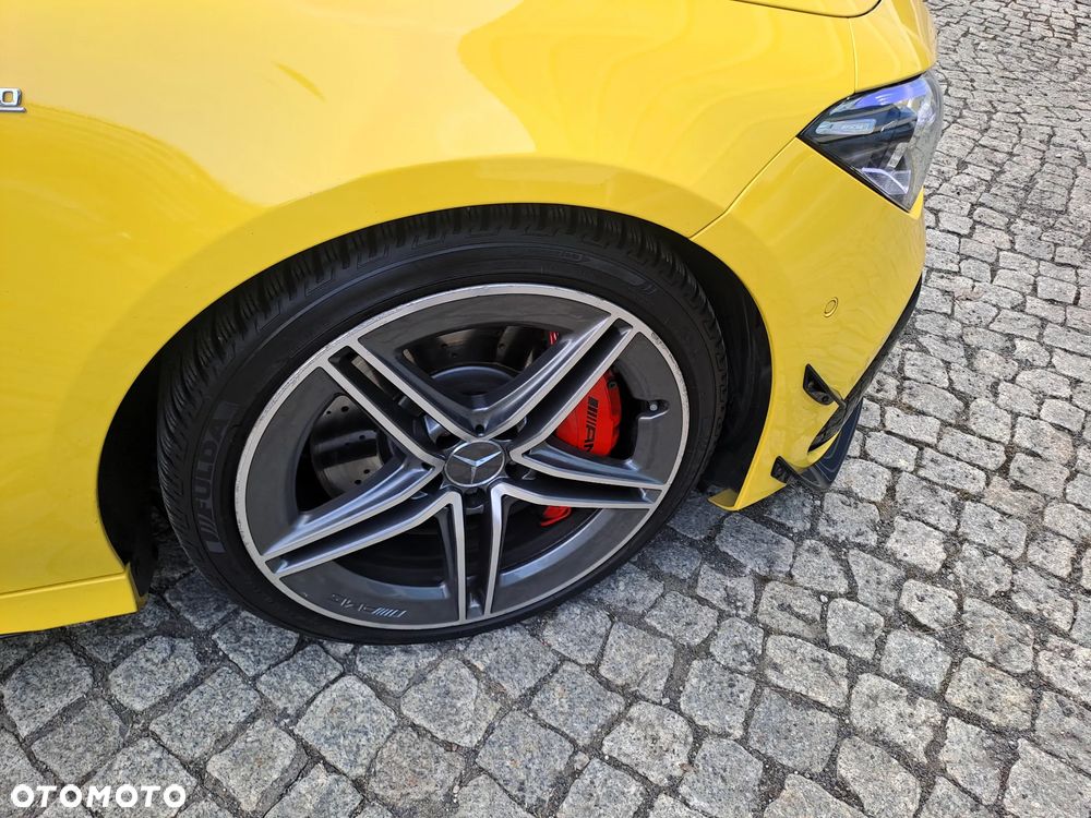 Mercedes-Benz CLA AMG 45 S 4-Matic+ 8G-DCT - 23