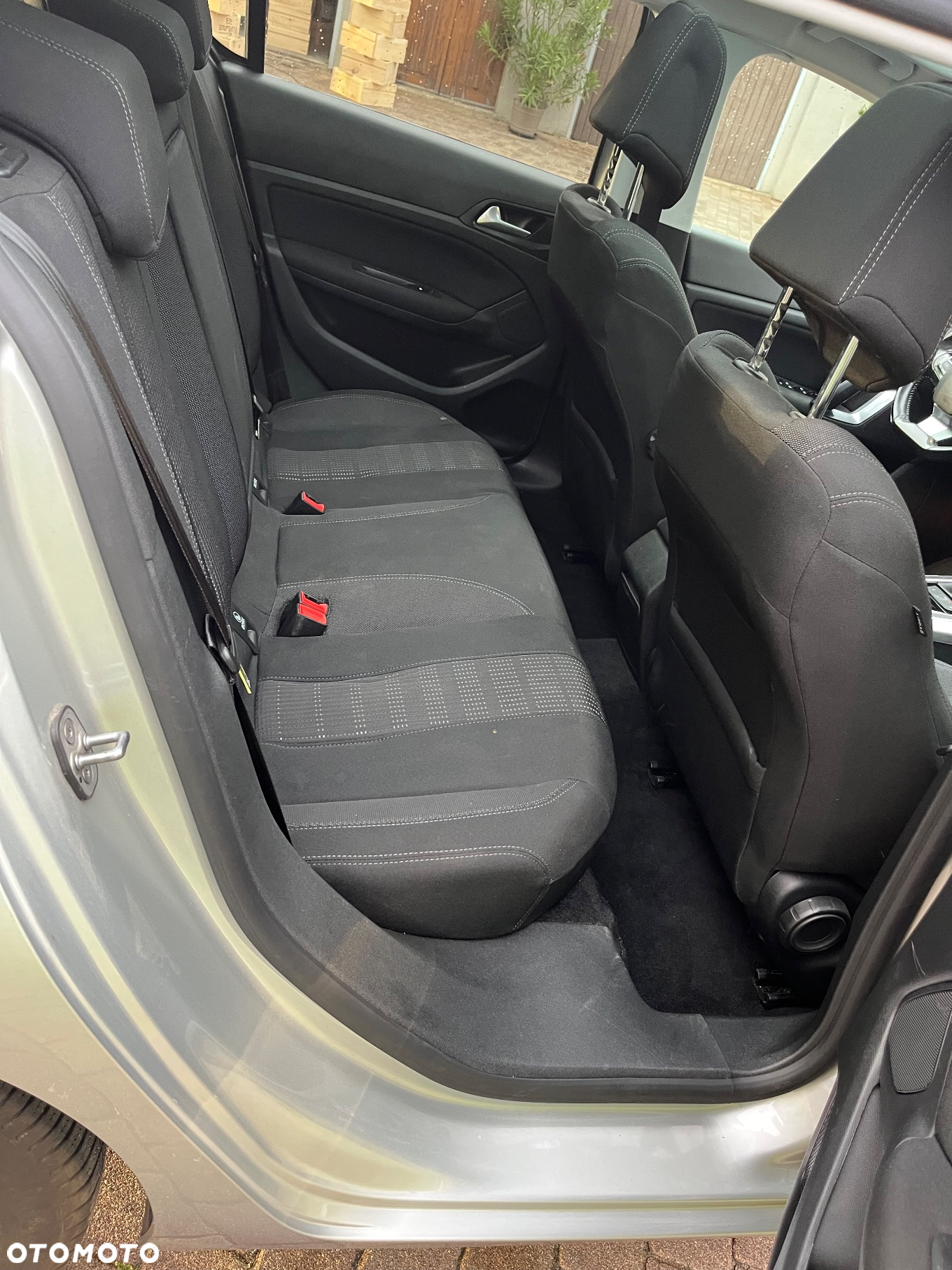 Peugeot 308 1.2 PureTech Allure S&S EAT6 - 15