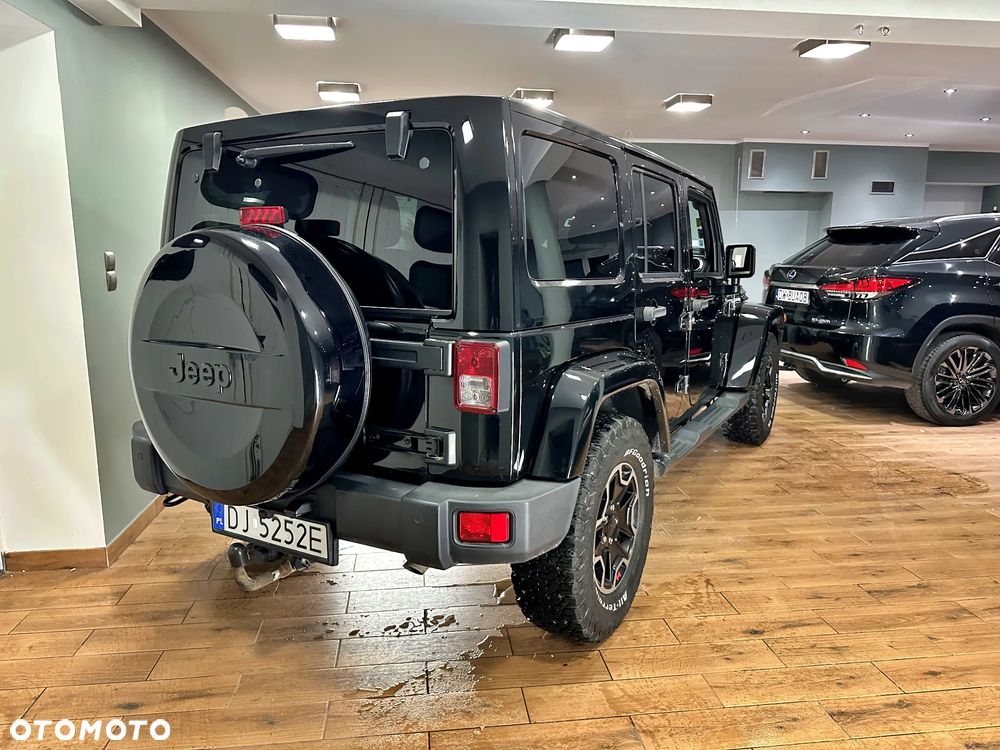 Jeep Wrangler 2.8 CRD Unlim Sahara - 9
