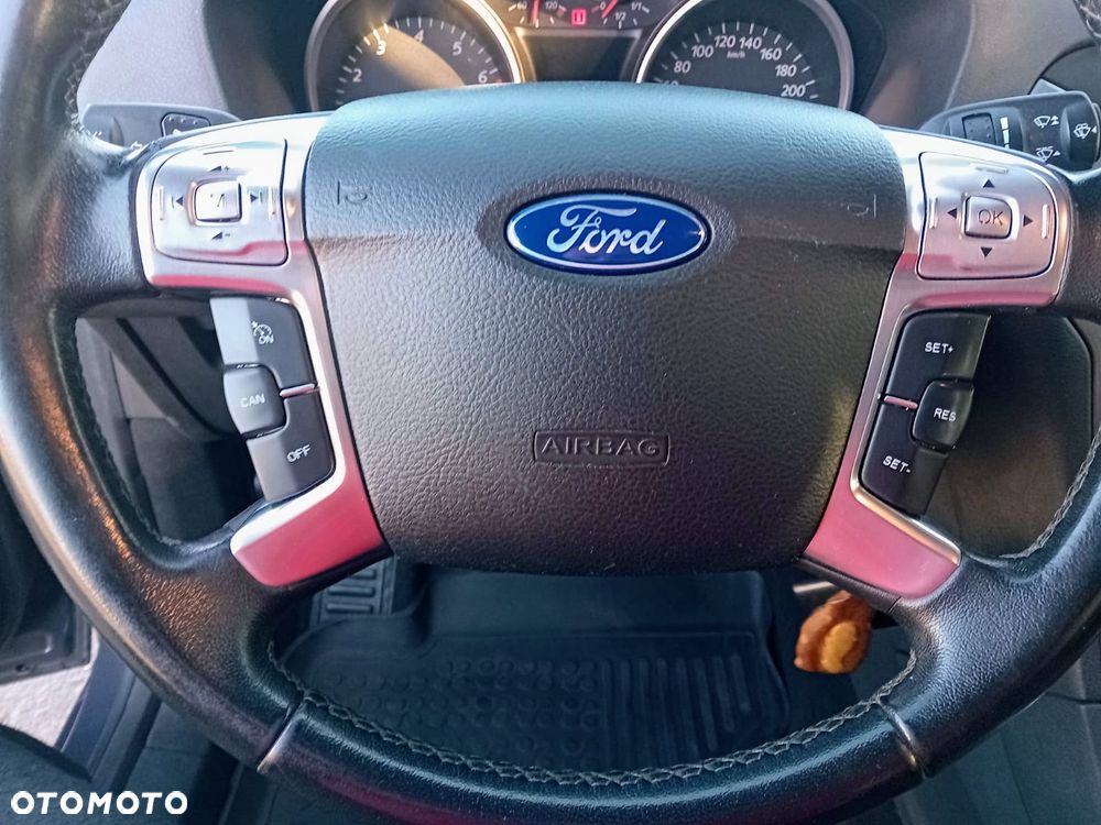 Ford Mondeo SW 1.6 T Gold X Plus - 19