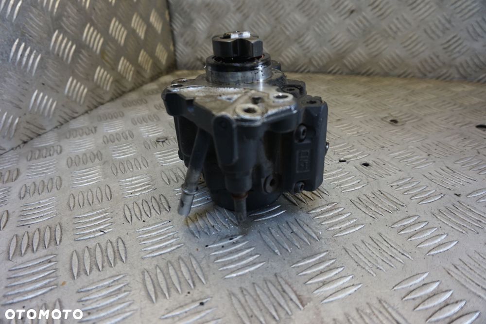 POMPA WTRYSKOWA KUGA I MK1 2.0 TDCI  FORD 2008-2013 - 4