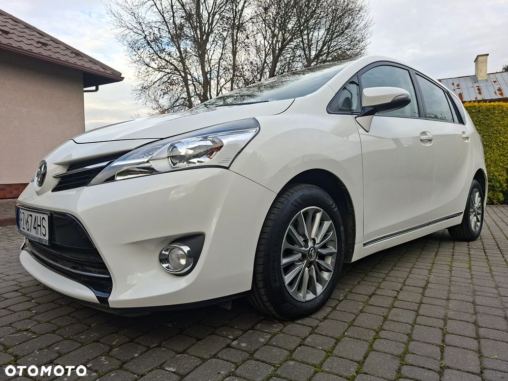 Toyota Verso - 22