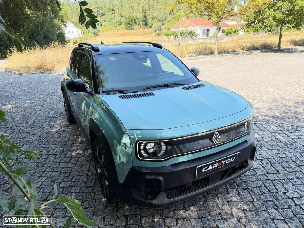 Renault 4 E-Tech 52 kWh Techno Autonomia Conforto - 8