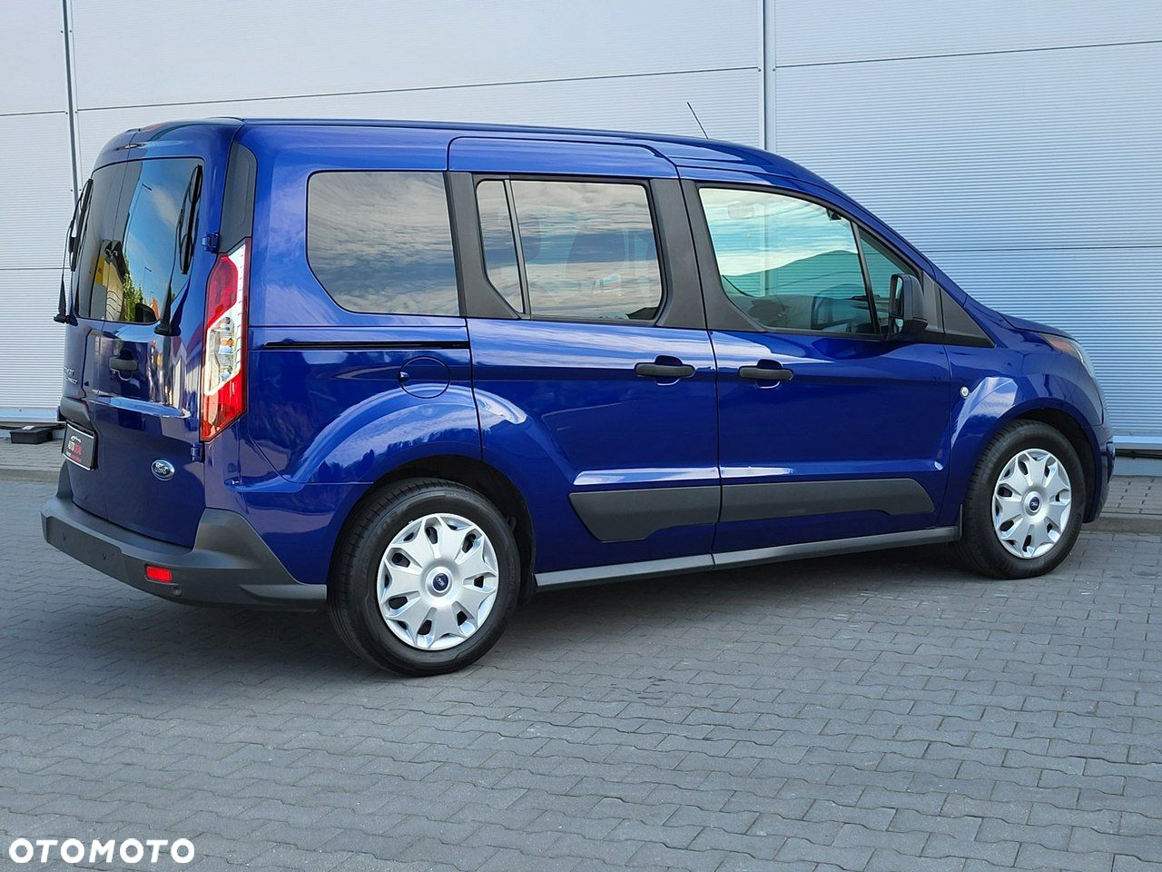Ford Transit Connect - 11