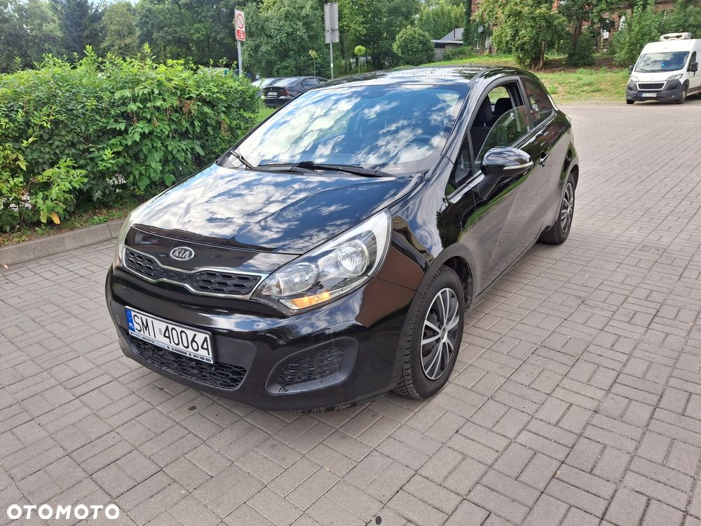 Kia Rio - 2