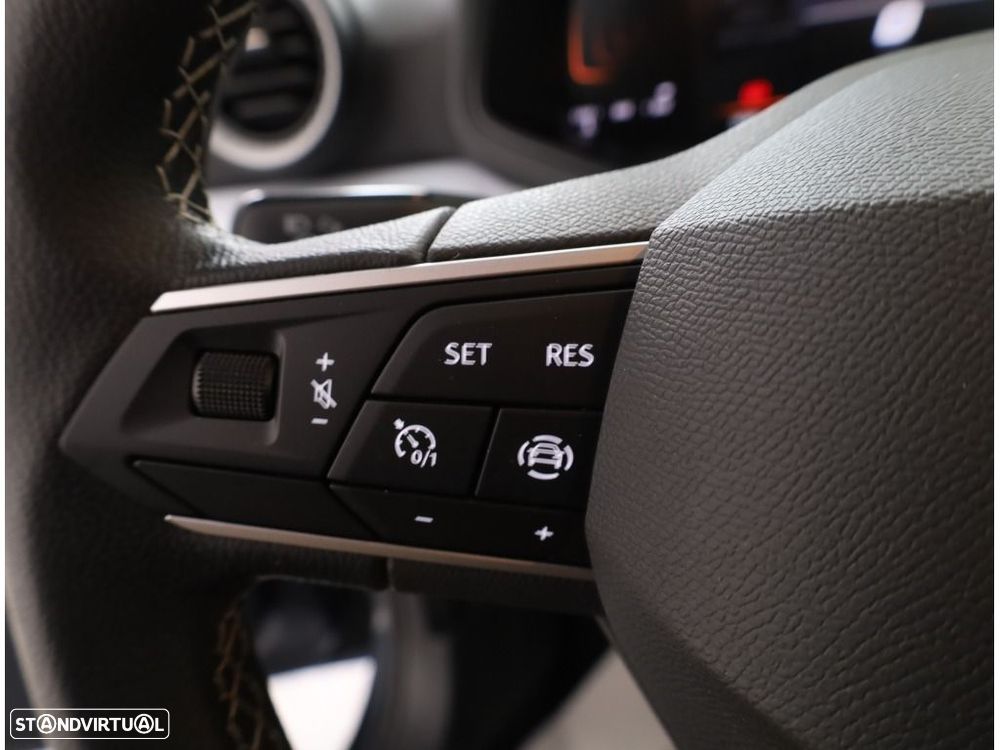 SEAT Arona 1.0 TSI Style - 32