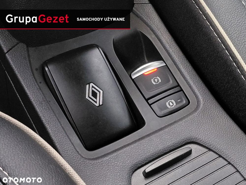 Renault Clio - 32