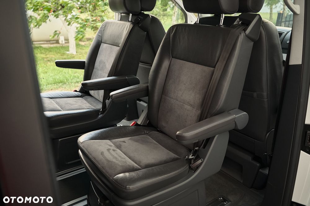 Volkswagen Multivan - 4