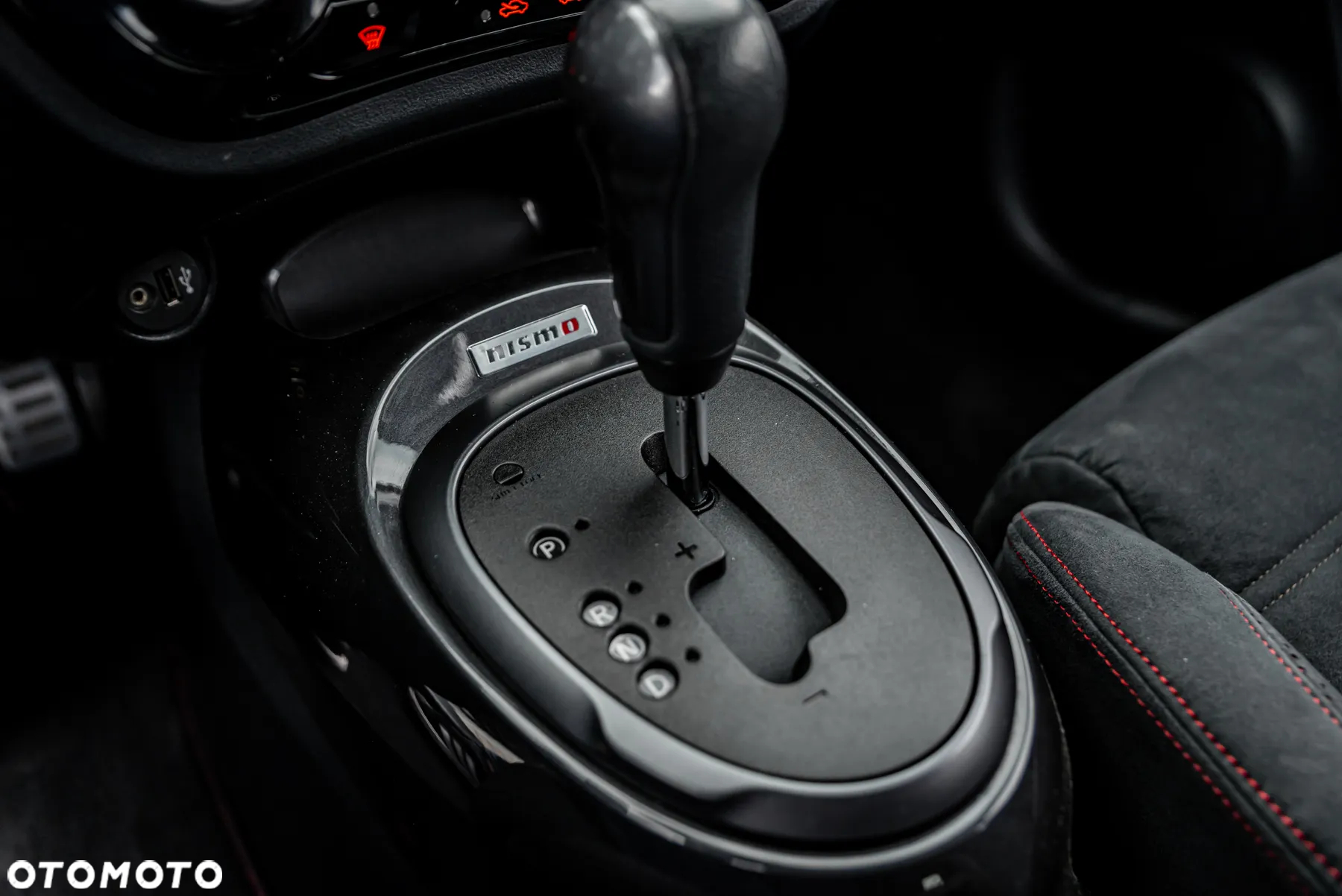 Nissan Juke 1.6 T Nismo 4x4 - 37