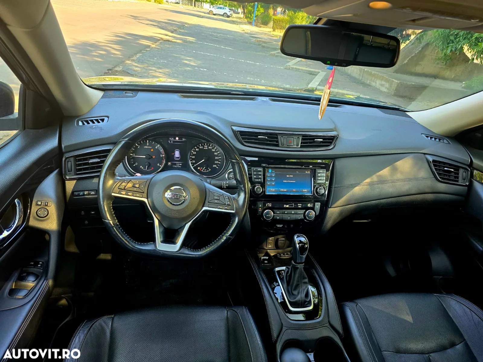 Nissan X-Trail 1.7 dCi Xtronic N-Connecta - 3