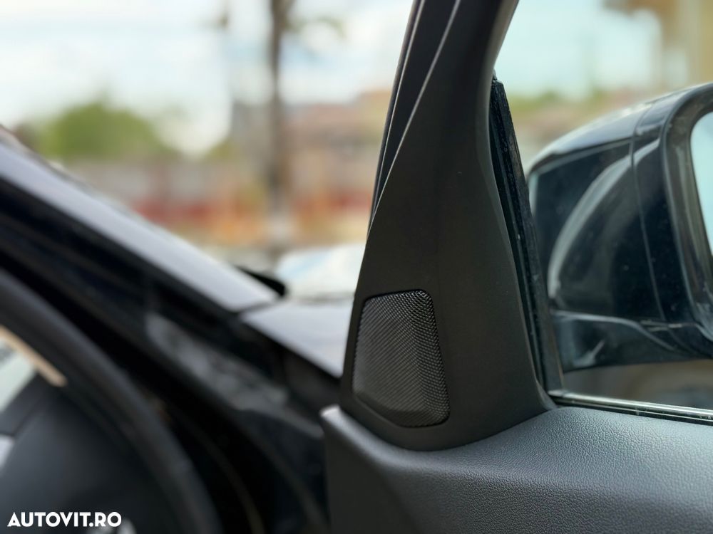 BMW Seria 3 330e Aut. - 14