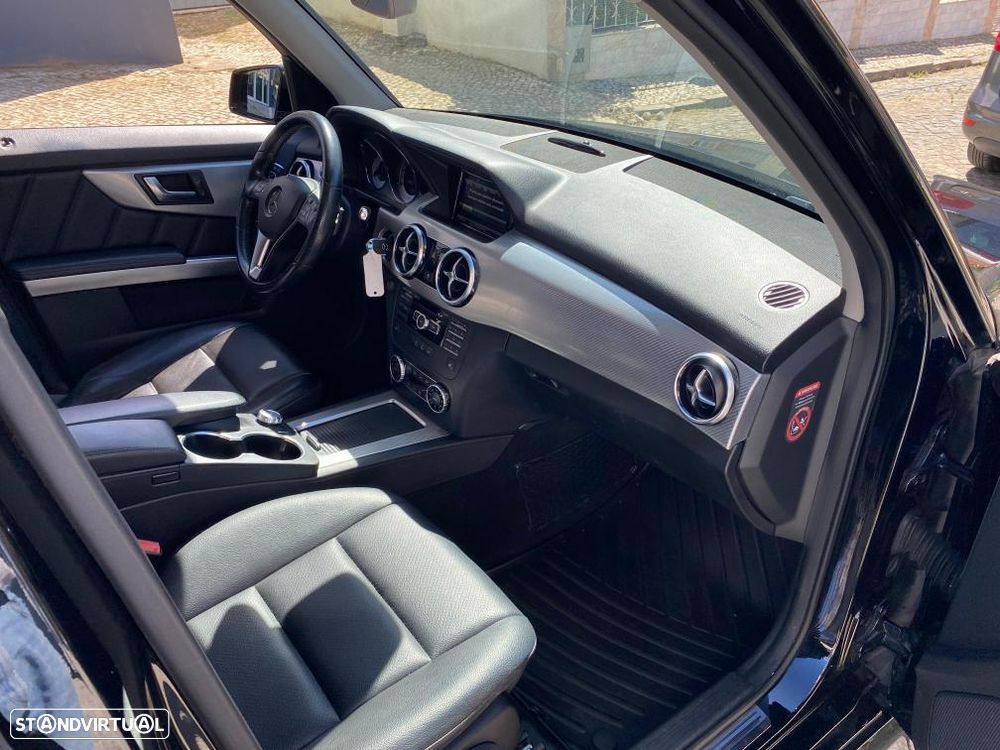 Mercedes-Benz GLK 250 CDI DPF 4Matic BlueEFFICIENCY 7G-TRONIC SPORT EDITION - 37