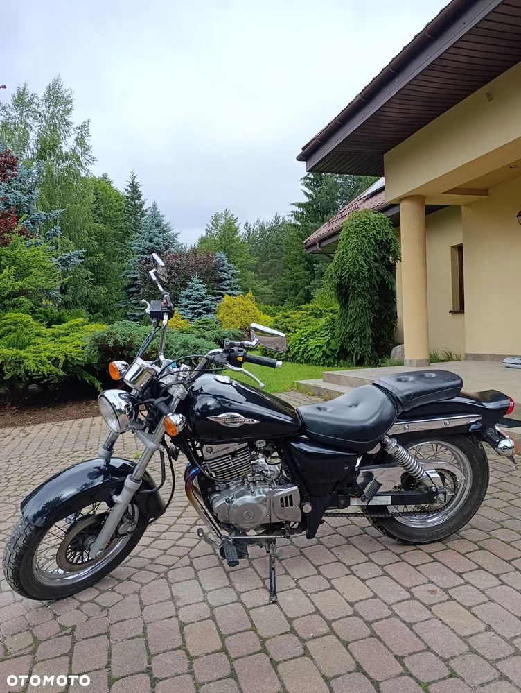 Suzuki Marauder - 1