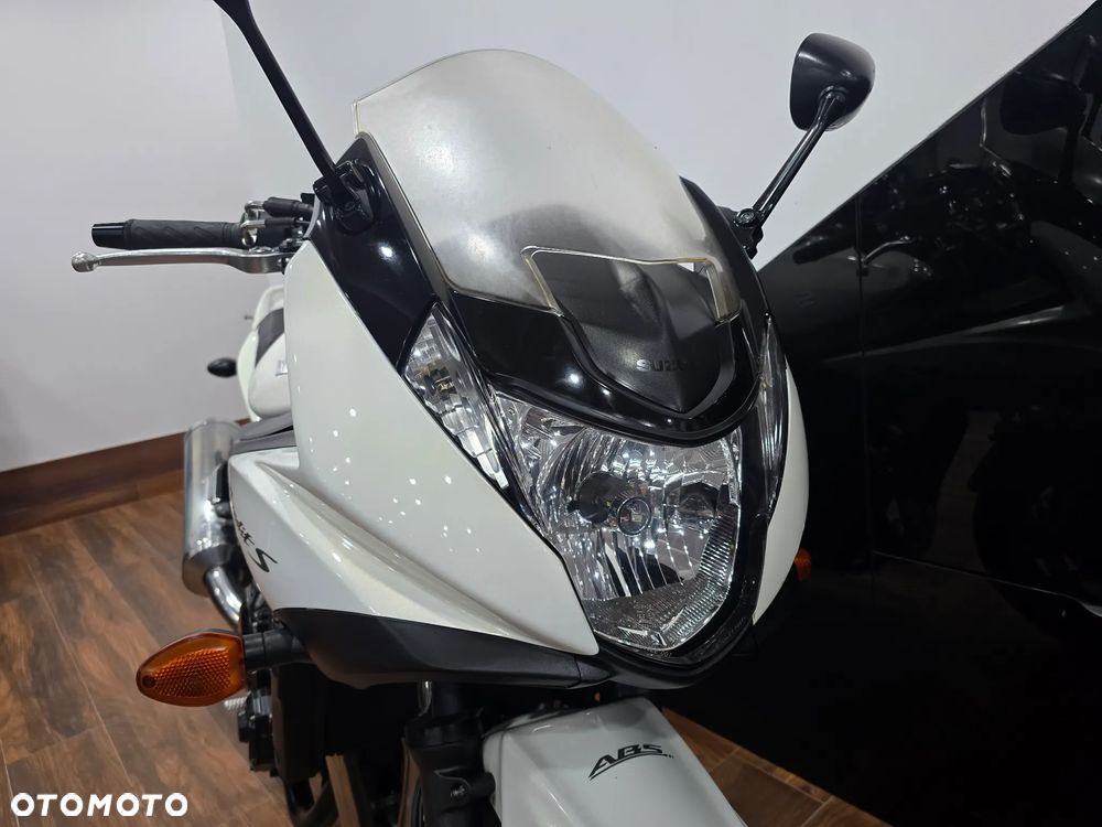 Suzuki Bandit - 30