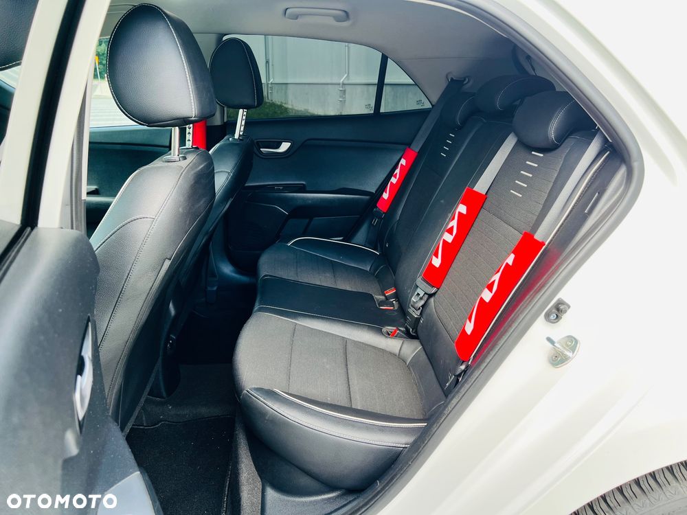 Kia Rio 1.0 T-GDI 100 GT Line - 10