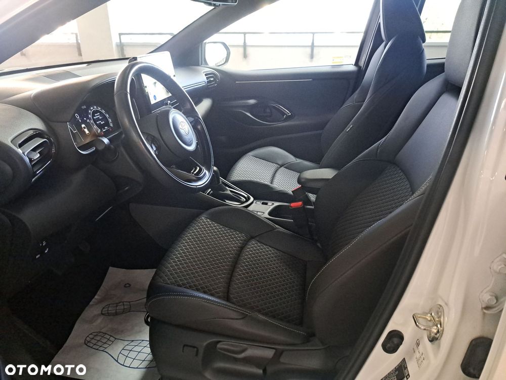 Toyota Yaris Hybrid 1.5 Executive - 16