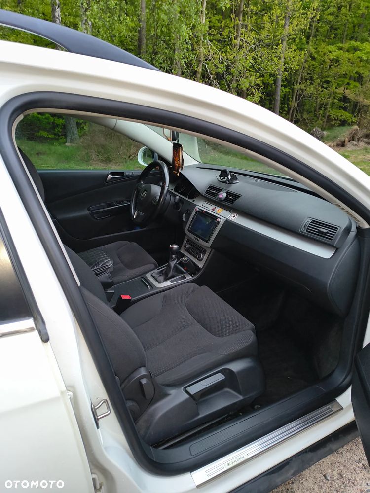Volkswagen Passat 2.0 TDI DPF Comfortline - 7