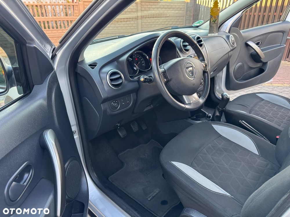 Dacia Sandero - 13