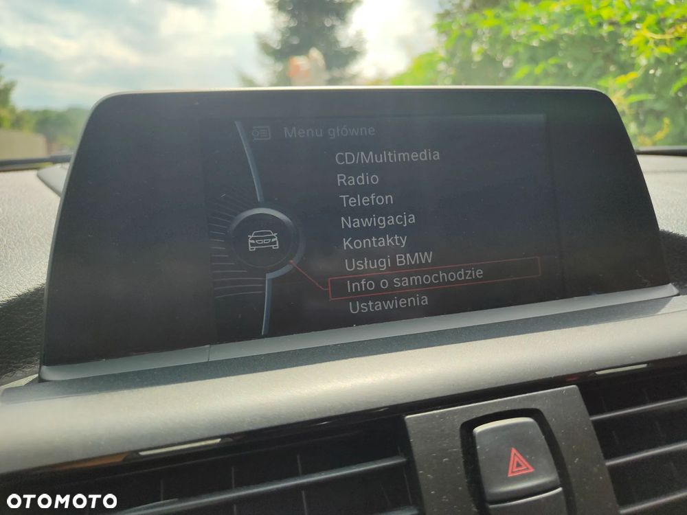BMW Seria 1 114i Sport Line - 12