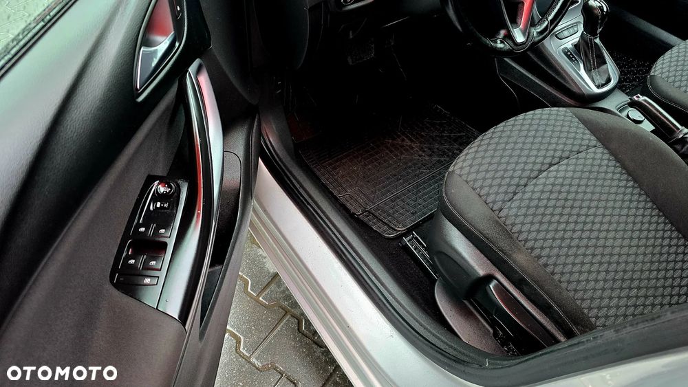 Opel Astra 1.4 Turbo Start/Stop Automatik ON - 13